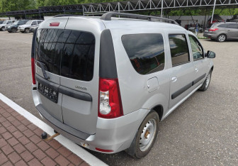 Подержанный автомобиль LADA (ВАЗ) Largus Wagon 2014 года (7 фото)