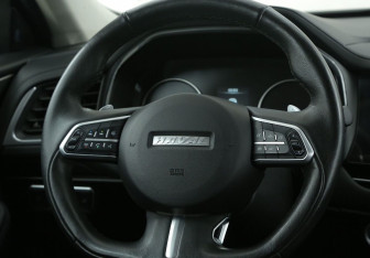 Подержанный автомобиль Haval F7 2021 года (16 фото)