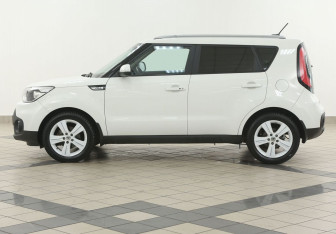 Подержанный автомобиль Kia Soul 2018 года (7 фото)