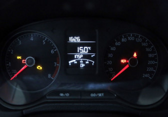 Подержанный автомобиль Volkswagen Polo Sedan 2016 года (11 фото)