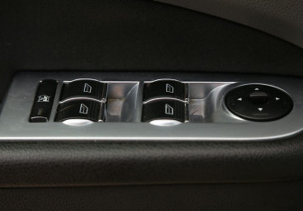 Подержанный автомобиль Ford Focus Sedan 2008 года (18 фото)