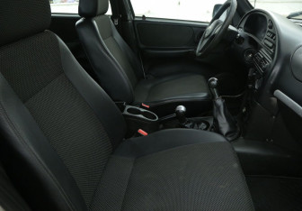 Подержанный автомобиль Chevrolet Niva 2011 года (10 фото)