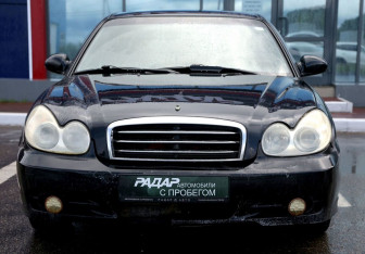 Подержанный автомобиль Hyundai Sonata 2006 года (2 фото)