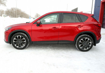 Подержанный автомобиль Mazda CX-5 2015 года (8 фото)