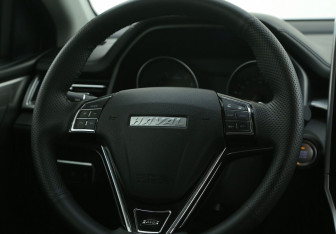 Подержанный автомобиль Haval M6 2023 года (16 фото)