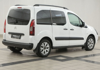 Подержанный автомобиль Citroen Berlingo 2013 года (4 фото)