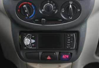 Подержанный автомобиль LADA (ВАЗ) Kalina Sedan 2007 года (13 фото)