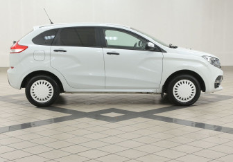 Подержанный автомобиль LADA (ВАЗ) XRAY 2019 года (5 фото)