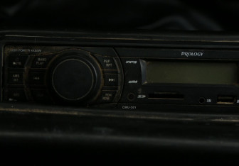 Подержанный автомобиль УАЗ 3151 2001 года (12 фото)