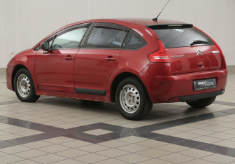 Подержанный автомобиль Citroen C4 Hatchback 2010 года (2 фото)