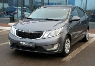 Подержанный автомобиль Kia Rio Hatchback 2014 года (3 фото)