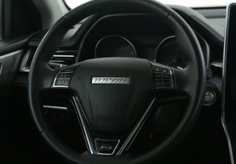 Подержанный автомобиль Haval M6 2024 года (16 фото)