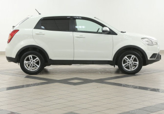 Подержанный автомобиль SsangYong Actyon 2012 года (5 фото)
