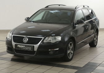 Подержанный автомобиль Volkswagen Passat Wagon 2008 года (8 фото)