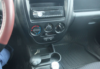 Подержанный автомобиль LADA (ВАЗ) Granta Sedan 2013 года (16 фото)