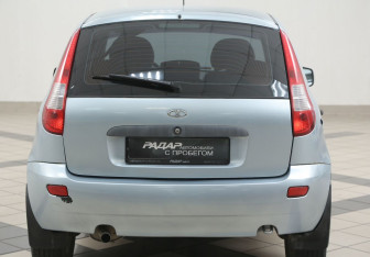 Подержанный автомобиль LADA (ВАЗ) Kalina Hatchback 2012 года (3 фото)