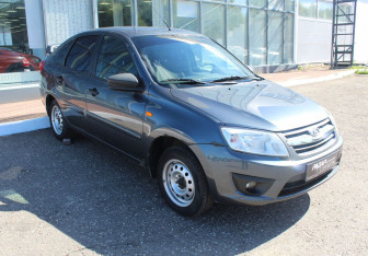 Подержанный автомобиль LADA (ВАЗ) Granta Liftback 2015 года (1 фото)