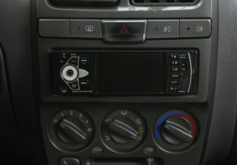 Подержанный автомобиль Hyundai Accent Sedan 2006 года (13 фото)