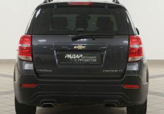 Подержанный автомобиль Chevrolet Captiva 2013 года (3 фото)
