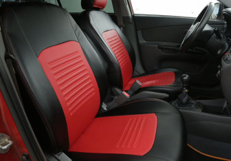 Подержанный автомобиль Kia Rio Sedan 2011 года (10 фото)